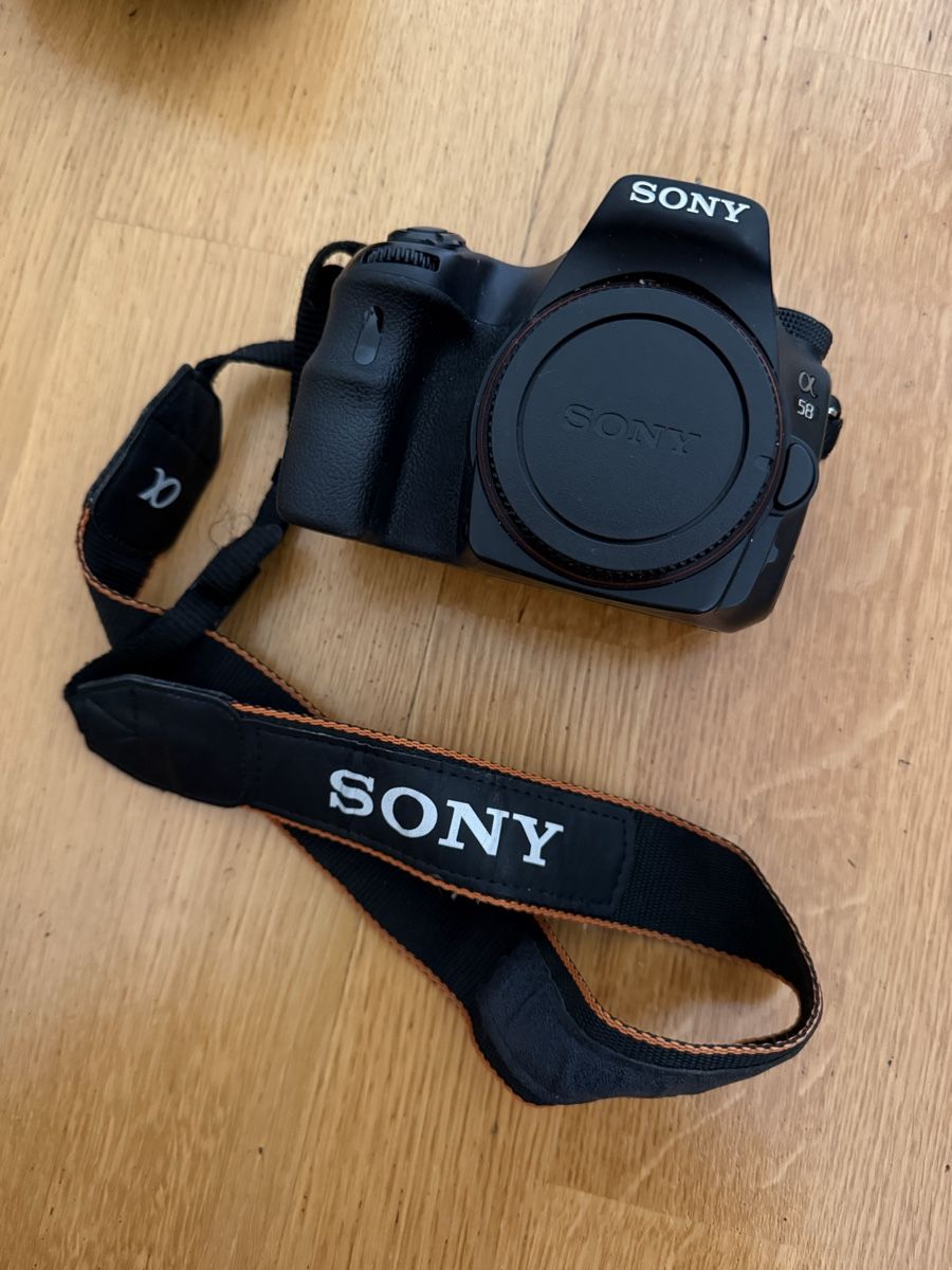 Sony Fotocamera: Sony Alpha 58 Kamera Set mit zwei Objektiven – Usato da Zürich venduto da loufiona77 2