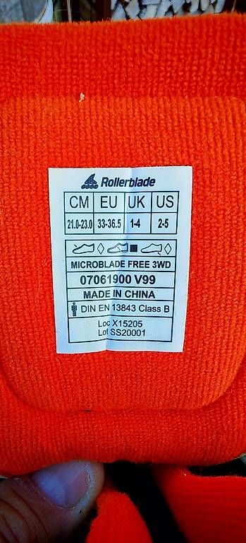 Pattini in linea & Pattini a rotelle: Rollerblade Microblade Free 3WD  Gr. 33-36.5 – Usato da Uerzlikon venduto da alga75 2