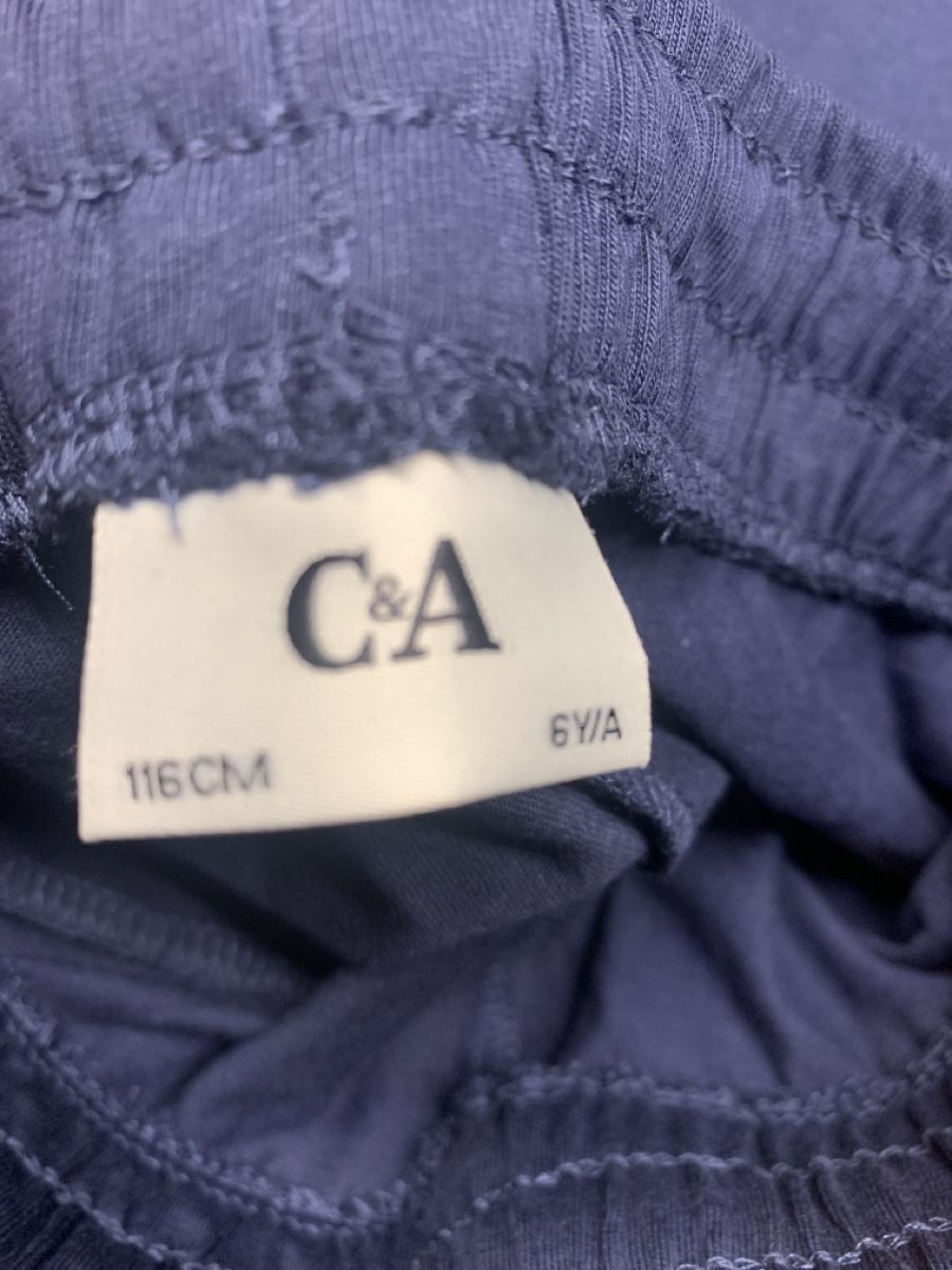 C&A Pantalons: Kurze Hose Gr. 116, C&A – D'occasion à Buus par 2013dp 2