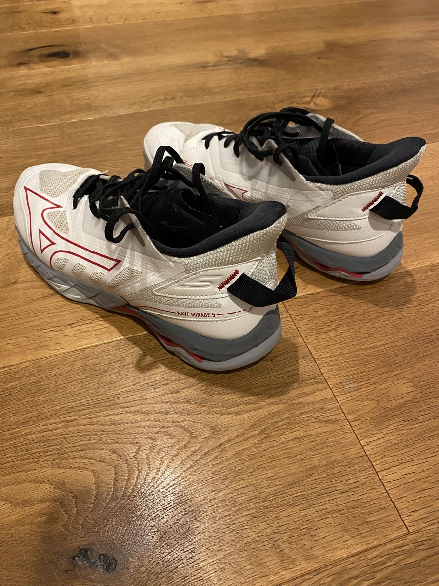 Mizuno Scarpe da uomo: Mizuno Wave Mirage 5, Hallenschuhe, Grösse 42.5 – Usato da Uznach venduto da fad_5fwc 2