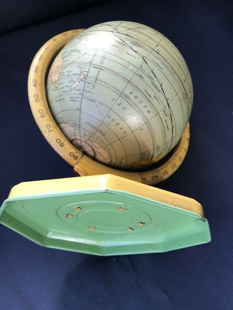 Sonstige Dekorationen & Accessoires: Vintage Tin Globe - J. Chein, 1932 – Gebraucht aus Niederscherli von Lucia16 5