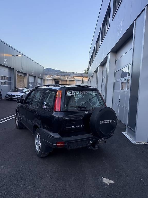 Automobili: Honda CRV RD1 – Usato da Riehen venduto da yanis.SDG 2