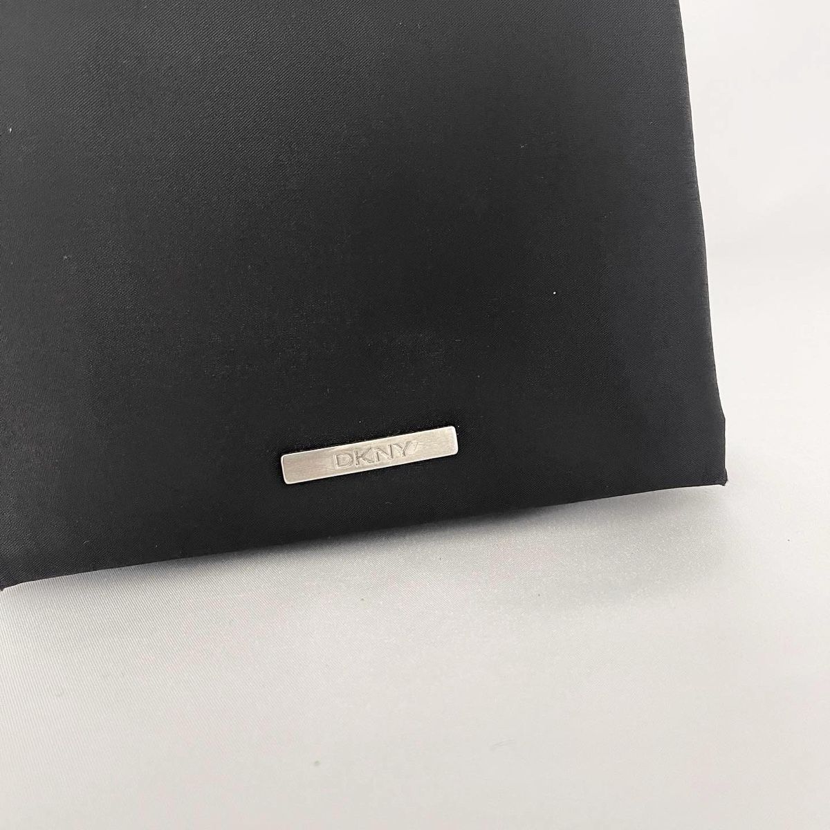DKNY Borse da donna: DKNY Mini Bag – Usato da Emmen venduto da Avviivva_Com2023 2