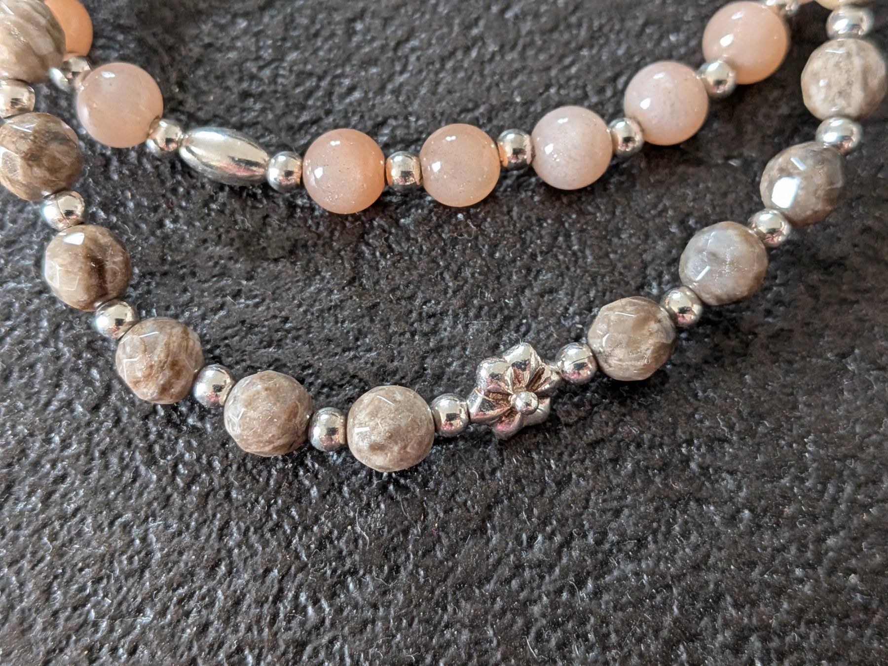 Bracciali & Braccialetti: 2x Armbänder mit Steinen und echten Silberteilen – Usato da Wohlen AG venduto da Tikale 1