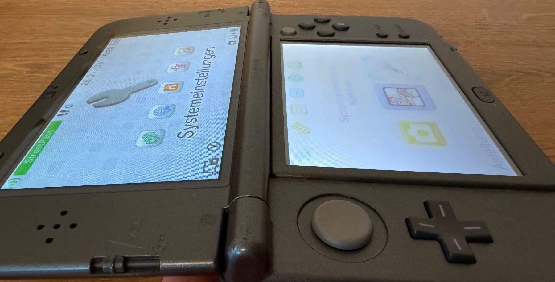 Nintendo Konsolen: Nintendo New 3DS XL - Top IPS Display – Gebraucht aus Glattpark(Opfikon) von Beubeu44 9