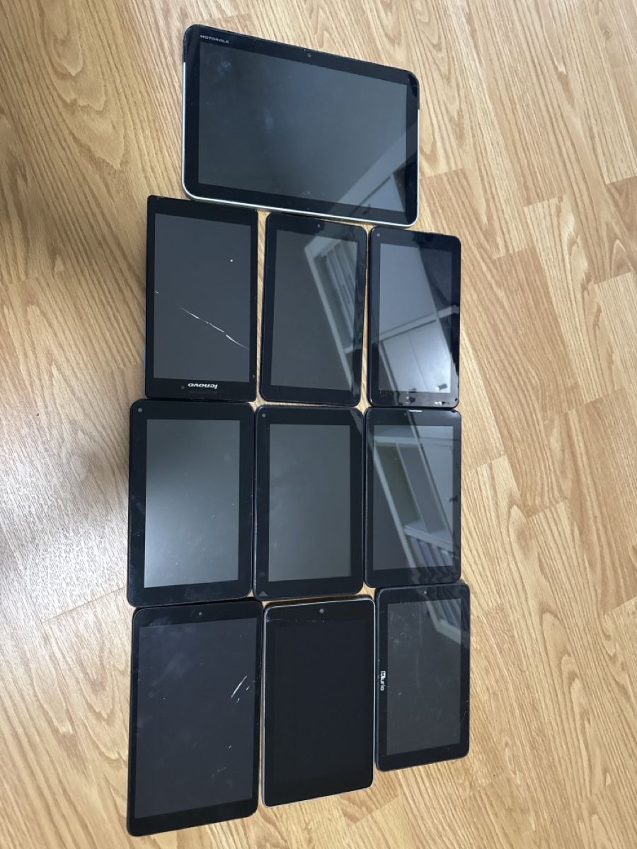 Tablet PC: 10 Tablet Mix different sizes   – Difettoso da Riehen venduto da Top-Quality 8