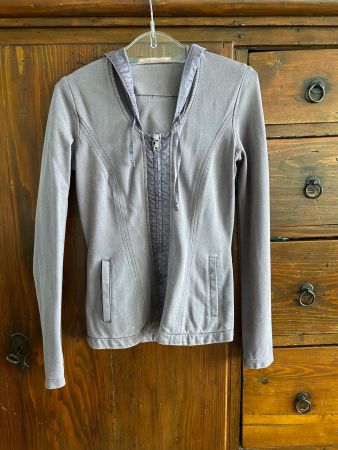 Tolle lila Jacke (Training / Freizeit)