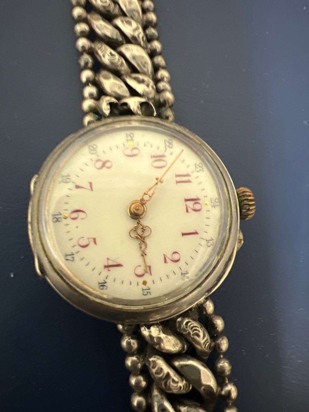 Uhren: Vintage Uhr silber 30 mm – Gebraucht aus Pfeffingen von