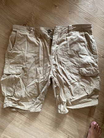 Herren Cargoshorts YES-NO beige Grösse M guter Zustand