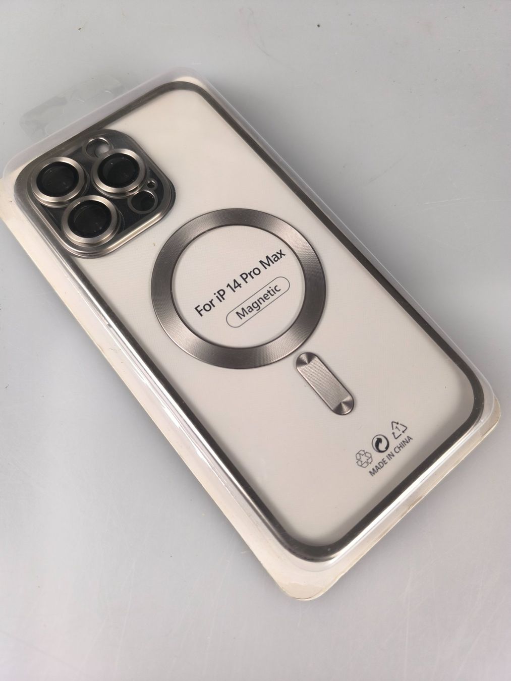 Apple Cover & Protezioni schermo: iPhone 14 Pro Max Hülle - Magnetisch - Neu – Nuovo e nell'imballaggio originale da Rüti ZH venduto da Restwert_Rueti_ZH 1