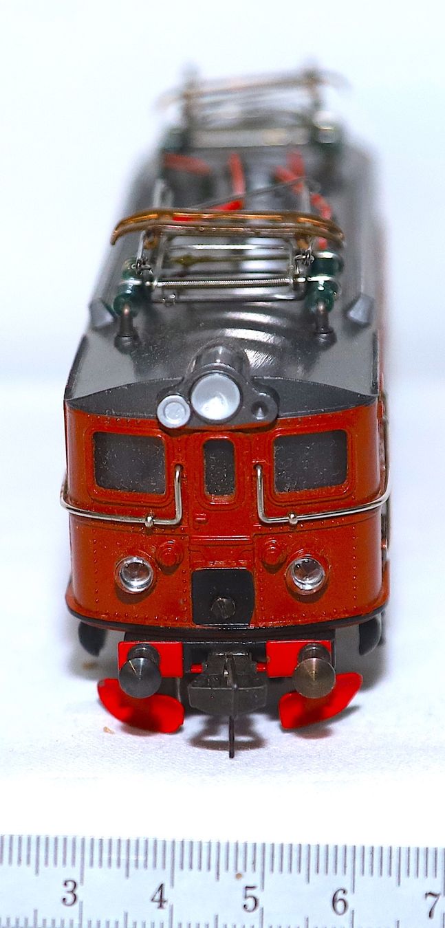 Fleischmann Modellini di ferrovie: SCHÖNE 5 TEILIGE FLEISCHMANN KOMPOSITION  SJ  OVP – Nuovo (secondo la descrizione) da Ipsach venduto da locky55 5