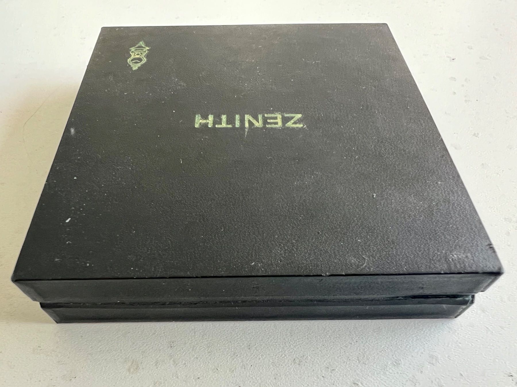 Zenith Orologi: ZENITH original vintage square black watch box – Usato da Mont-sur-Lausanne venduto da vmi_ym5l 4