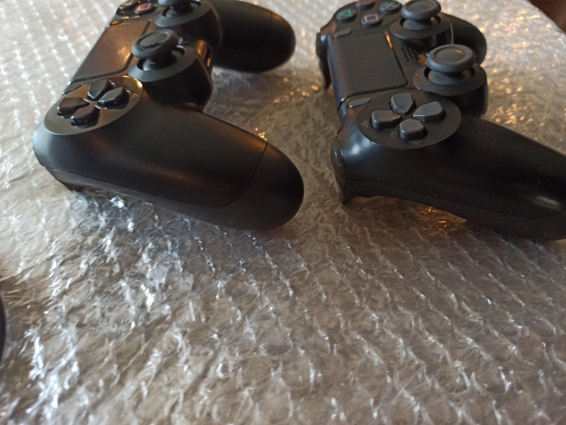 Controller: 2 x Original Controller Sony PS4 Wireless DualShock 4 V1/ V2 – Usato da Oberweningen venduto da mar_87mx 4