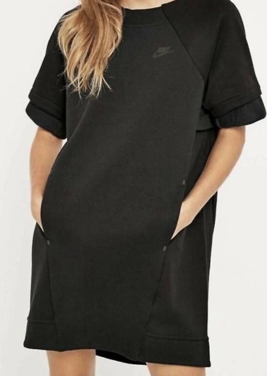 Nike Vestiti: Nike Tech Fleece Kleid – Usato da Allschwil venduto da Sebastian2019 4