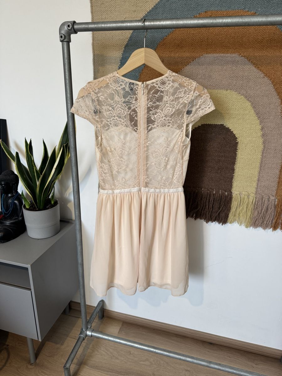 Kleider: Traumhaftes Kleid mit wunderschönen Details – Gebraucht aus Buchs ZH von crazyhandbaggirl123 5