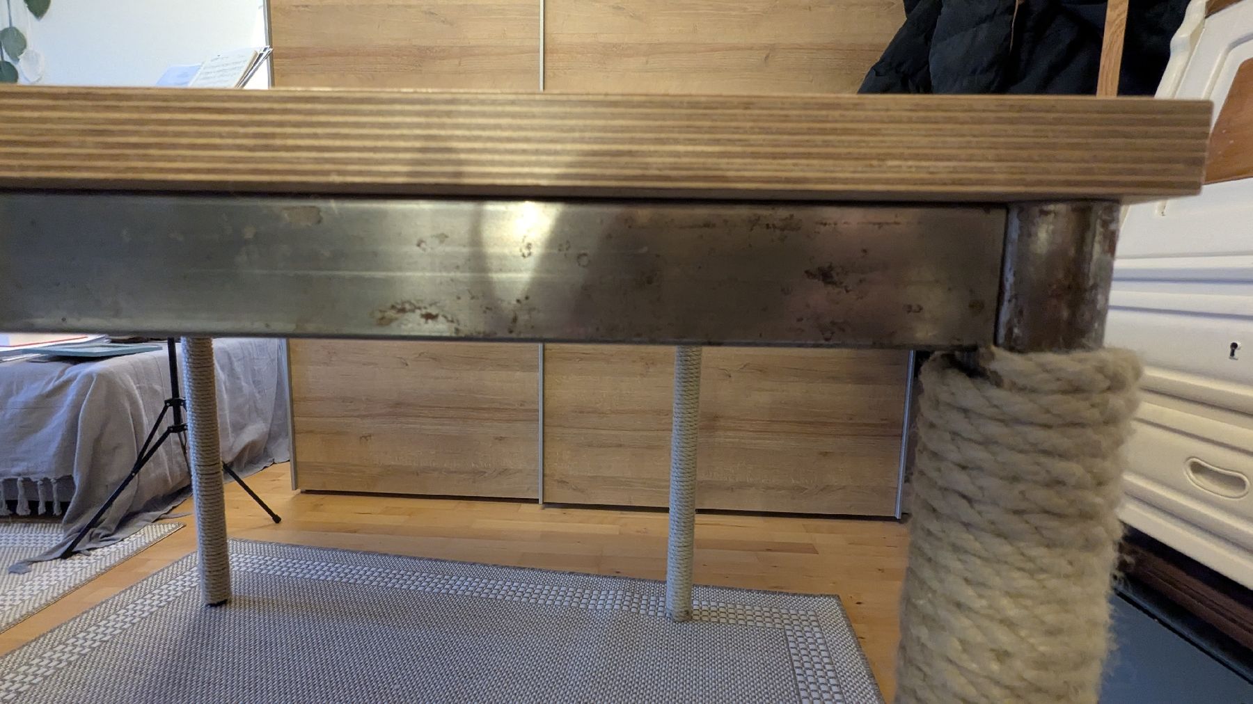 Tables: Tisch zu Verkaufen – D'occasion à Engelburg par flyagarics 4