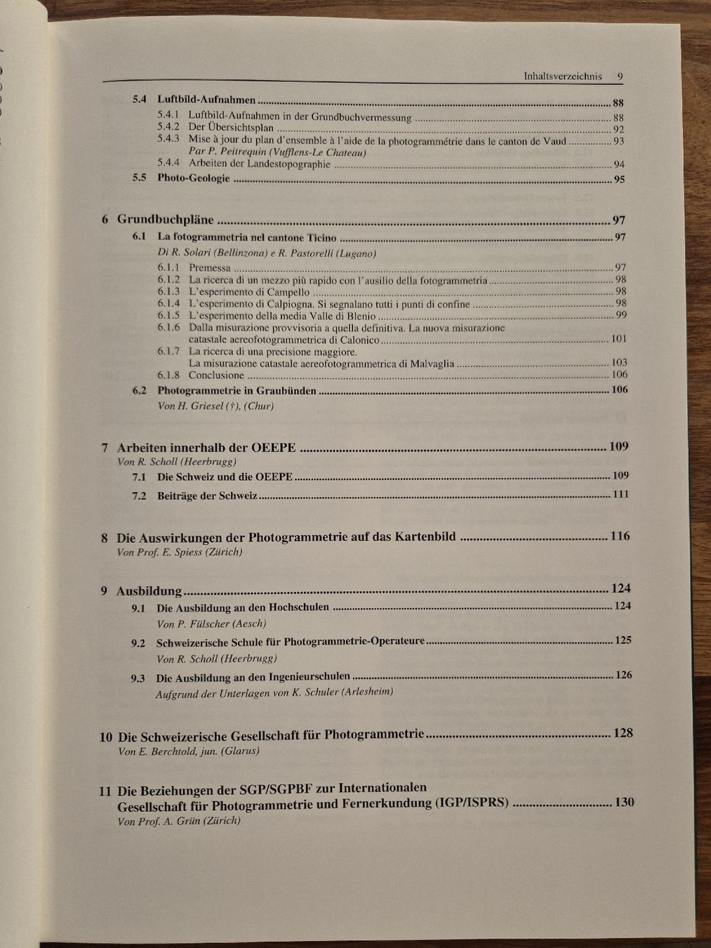 Libri: Photogrammetrie in der Schweiz - Geschichte – Nuovo (secondo la descrizione) da Domat/Ems venduto da ver_7q9b 4