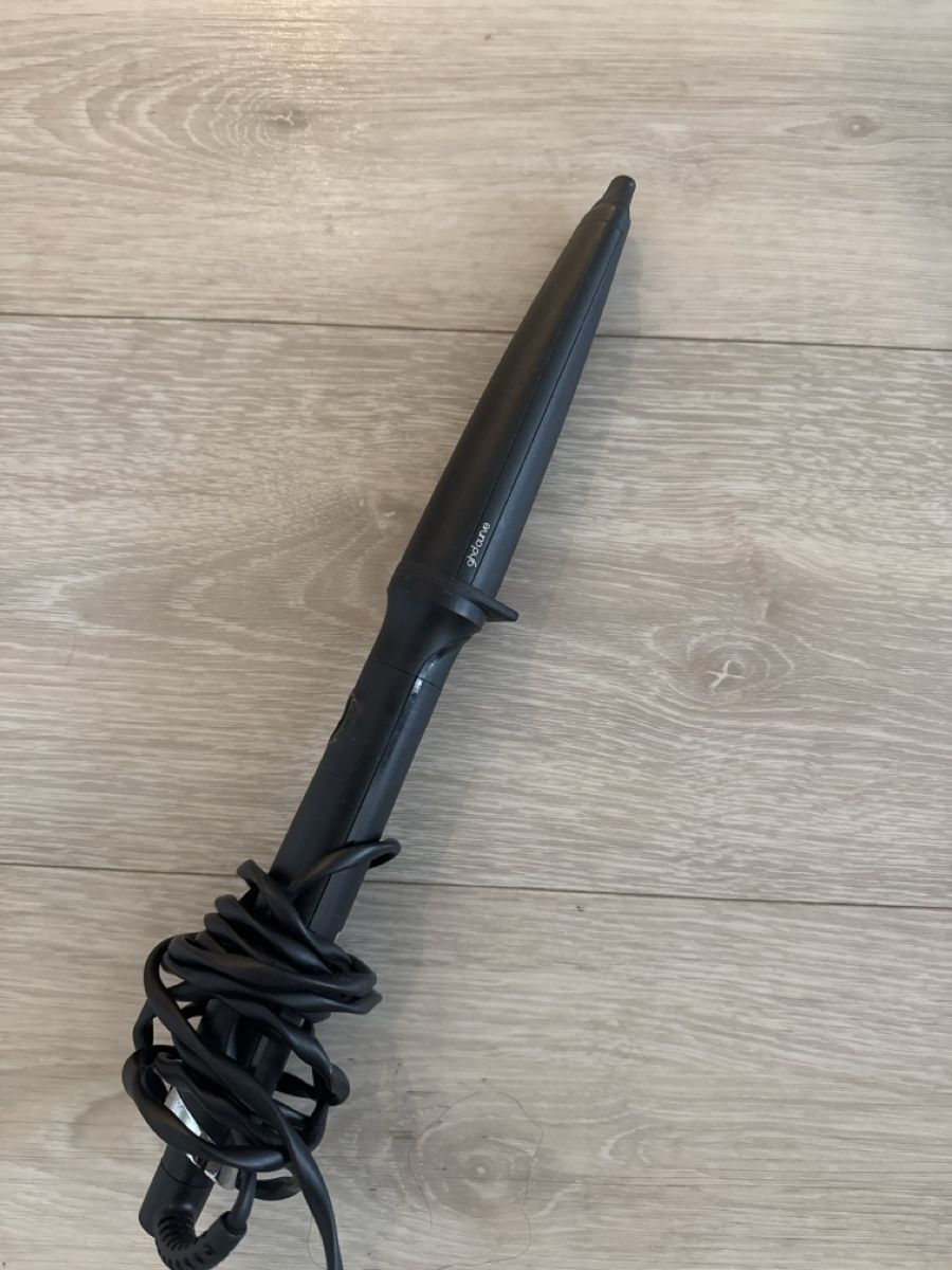 GHD Piastre & Arricciacapelli: GHD Curve – Usato da Baar venduto da T_Louise