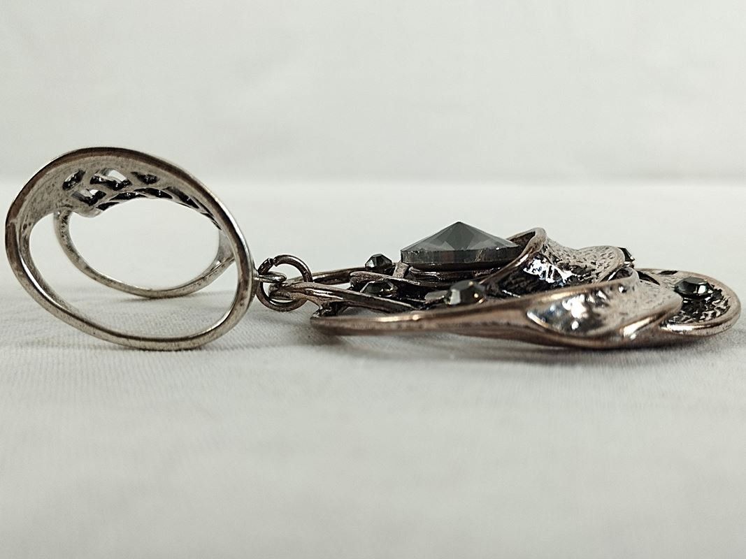 Pendentifs: Modeschmuck Anhänger foulard – D'occasion à Schübelbach par Restwert_Schubelbach 4