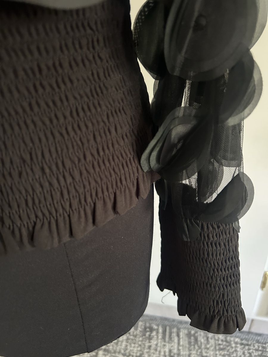 Maglioni & Felpe: Magnifique pull 🖤 L – Usato da Fribourg venduto da ficelle_de_luge 6