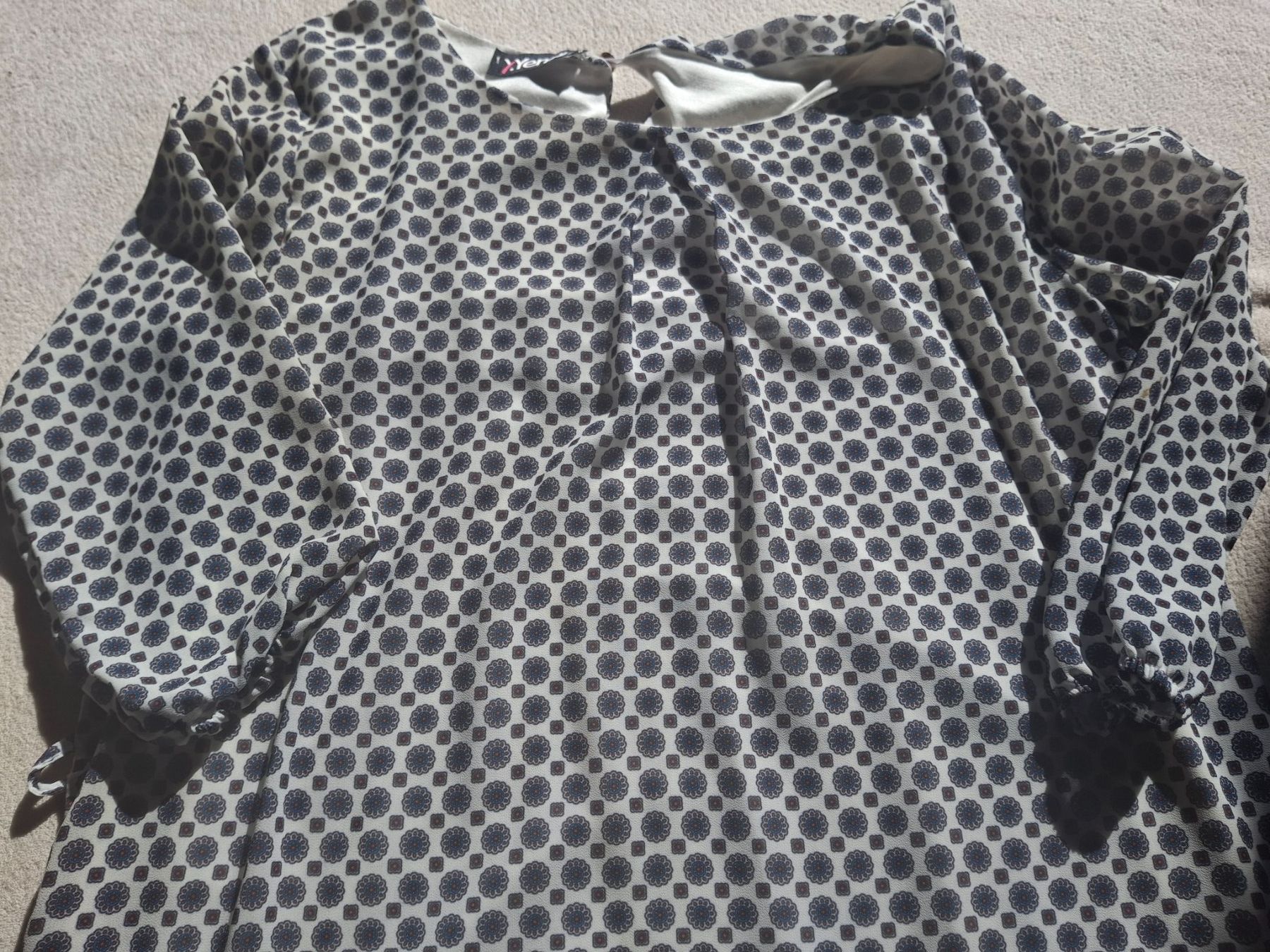 Vestiti: Robe fluide taille S marque Yendi – Usato da Villiers venduto da san_jn5w