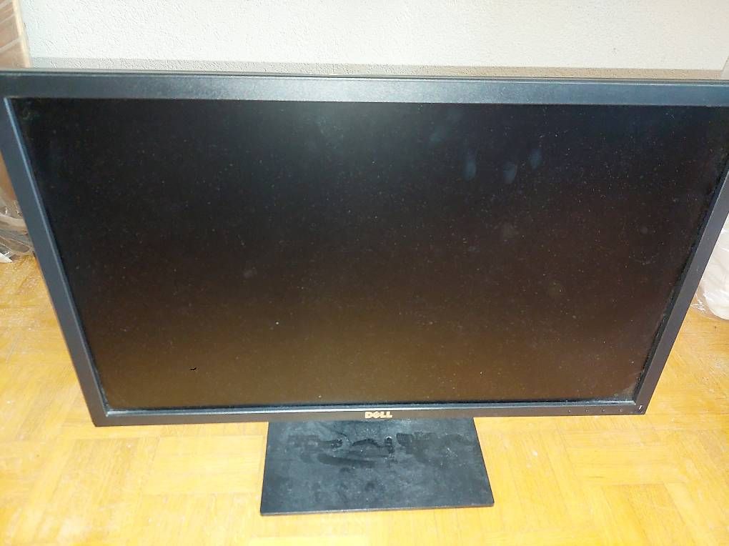Monitore: Écran Dell – Gebraucht aus Tolochenaz von frl_zm2w 1