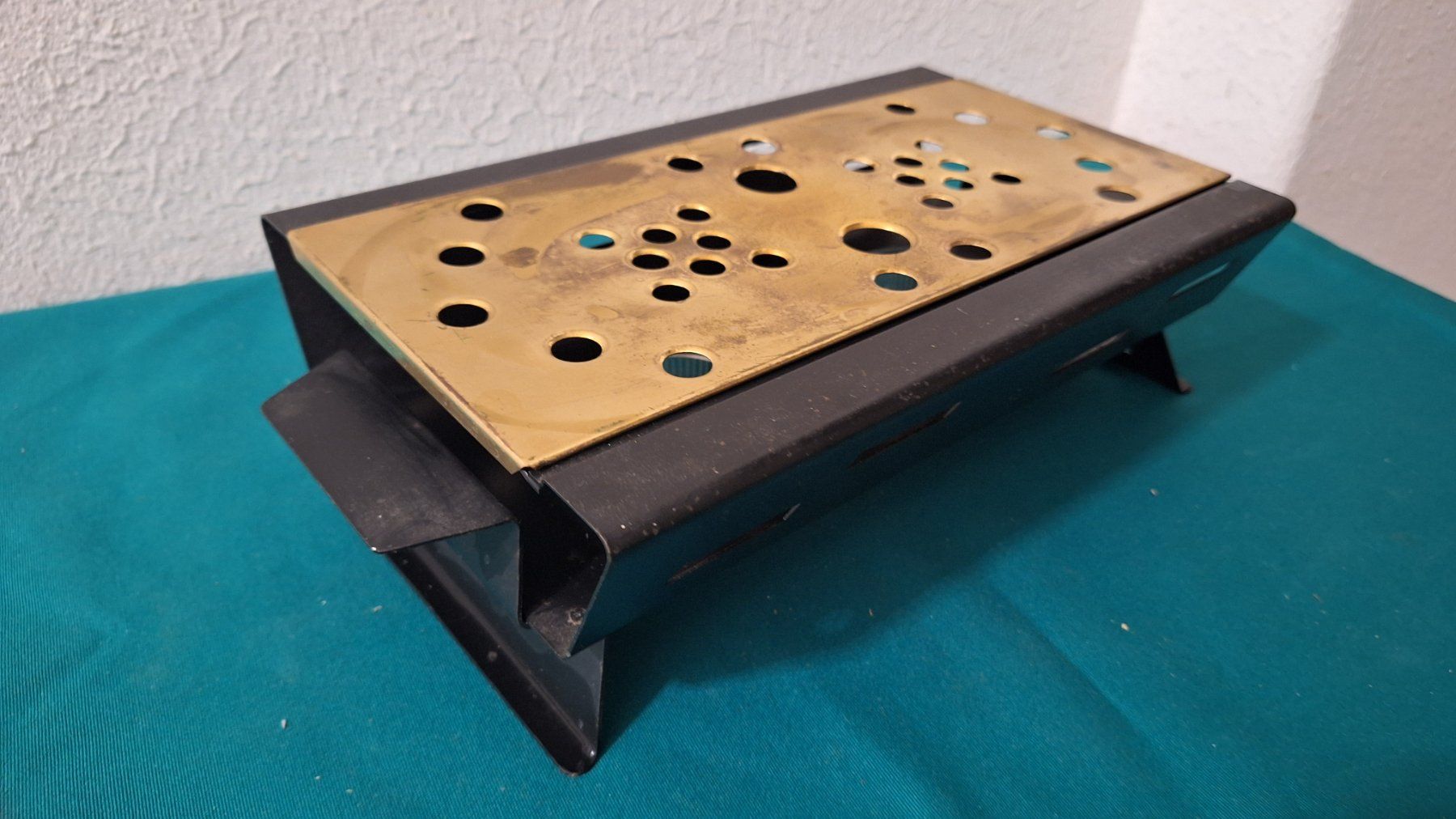 Elettrodomestici da cucina: Vintage Plattenwärmer  mit 2 Teelichter – Usato da Arlesheim venduto da shopradl 4