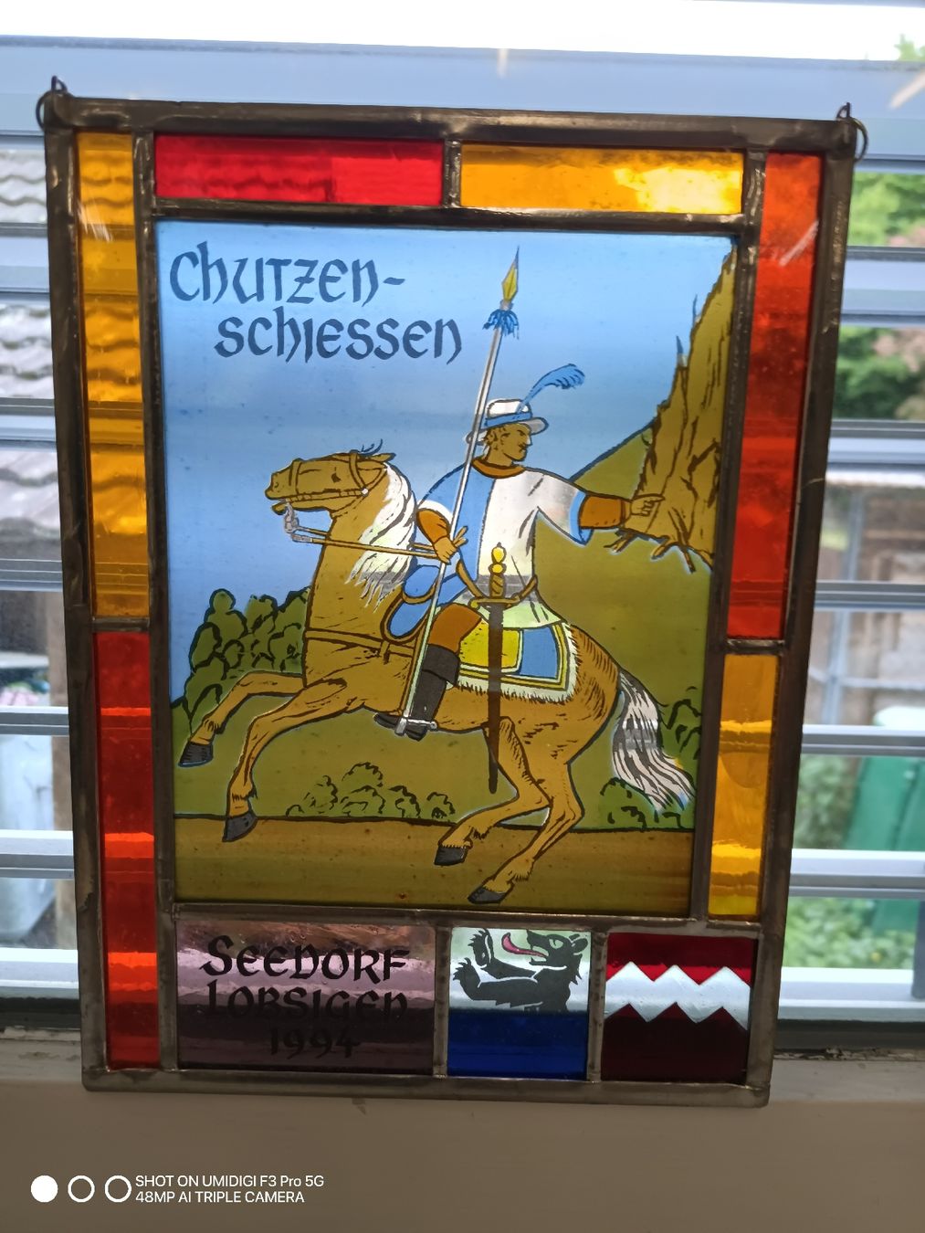 Altro in Antiquarato & Arte: Buntes Glasbild Chutze-schiessen Seedorf-Lobsigen 1994 – Usato da Aarwangen venduto da to-hirschi