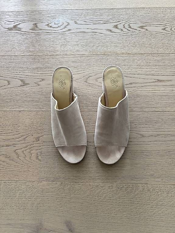 Levi's Scarpe da donna: Sommer-Sandalen, rose, Gr. 40, Wildleder – Usato da Uetikon am See venduto da Laura__S 2