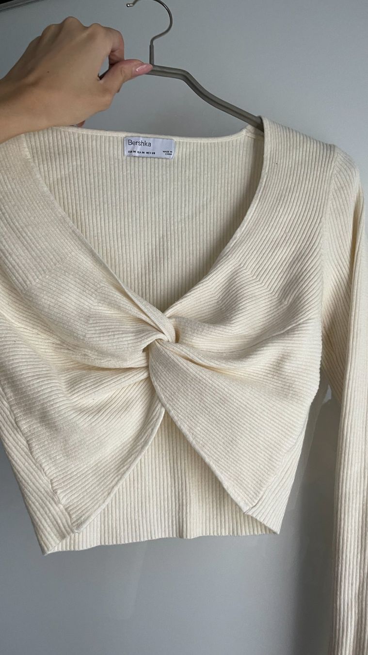 Bershka Top: Bershka top braun – Usato da Lausen venduto da sim_hgp6 1