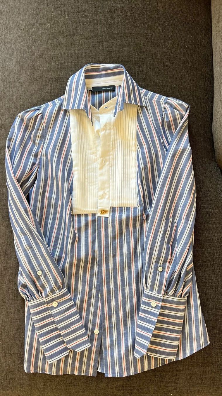 Blusen: Dsquared – Neu (gemäss Beschreibung) aus Uetikon am See von jan_bx6p 1