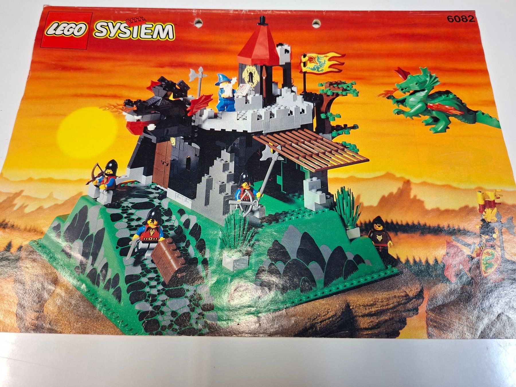 Lego Spielzeuge: Lego 6082 Fire Breathing Fortress – Gebraucht aus Sils im Domleschg von AMAG_AUDI_ZH