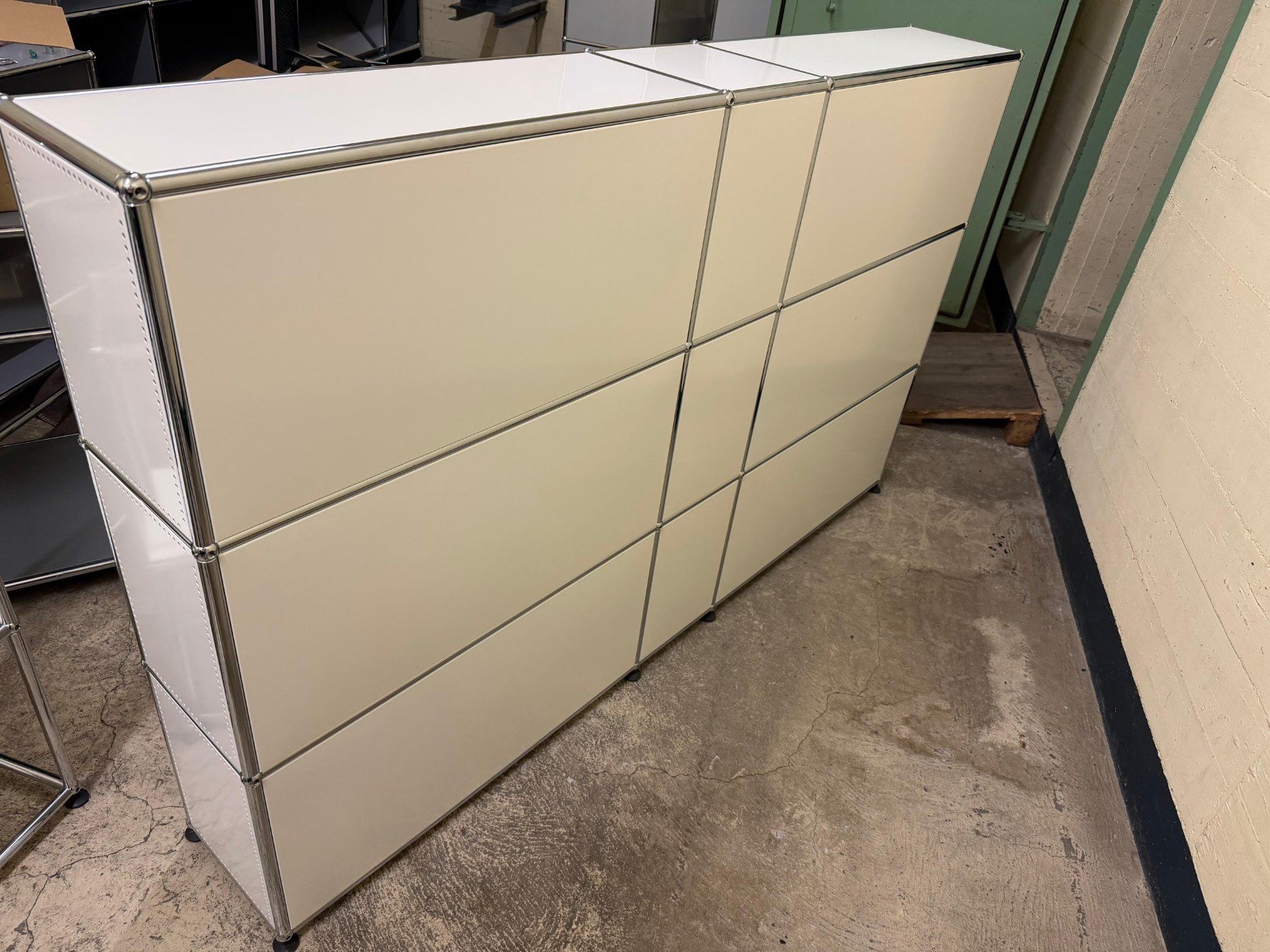 USM Scaffali: Original USM Haller Regal – Usato da Tann venduto da kristi8282 2