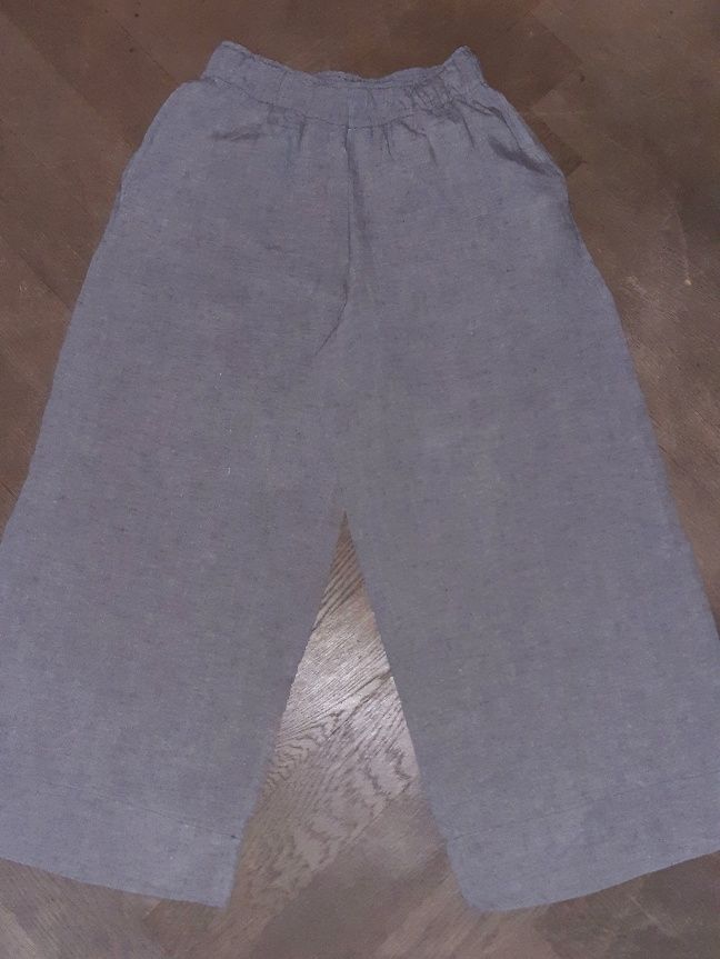 Pantaloni: pantalon Mama B – Usato da Pully venduto da Moona31 1