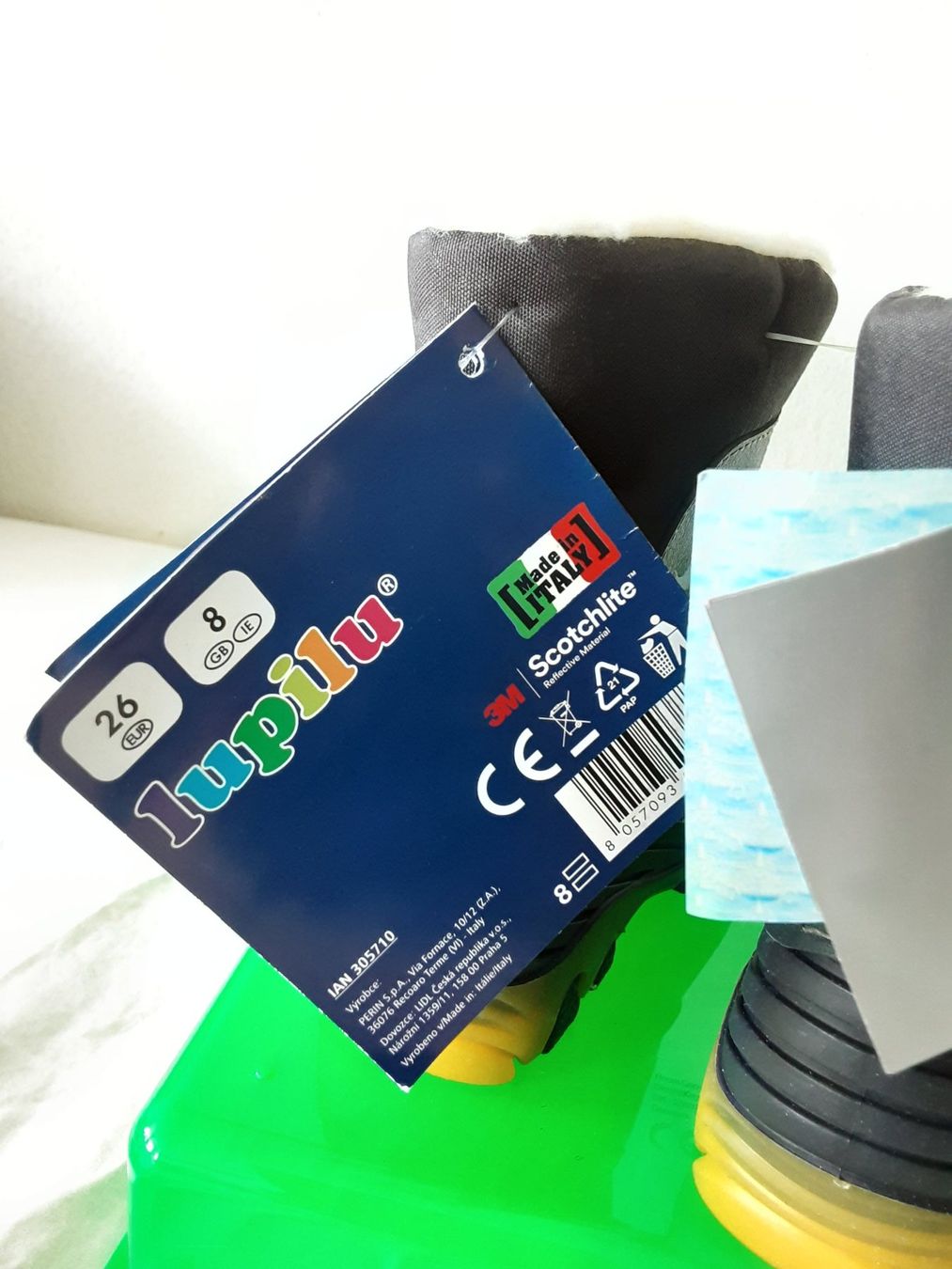 Schuhe für Jungen: Kinder Blinkwinterstiefel – Neu und originalverpackt aus Glattfelden von Roman2504 7
