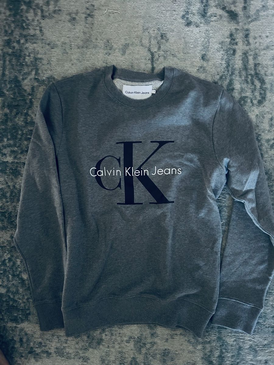 Calvin Klein Pullover & Sweatshirts: 2 x Calvin Klein Jeans Pullover grau & weiss Grösse M – Neu (gemäss Beschreibung) aus Bülach von Snip4u 2