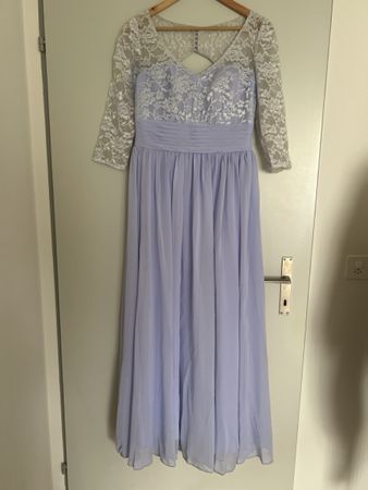 Abendkleid lila Spitze Grösse 36 neuwertig