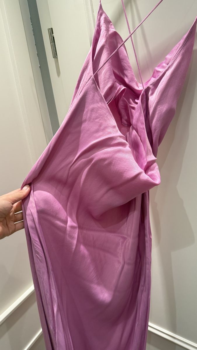 Zara Robes: Robe satinée S – D'occasion à geneve par gro_7mmx 4
