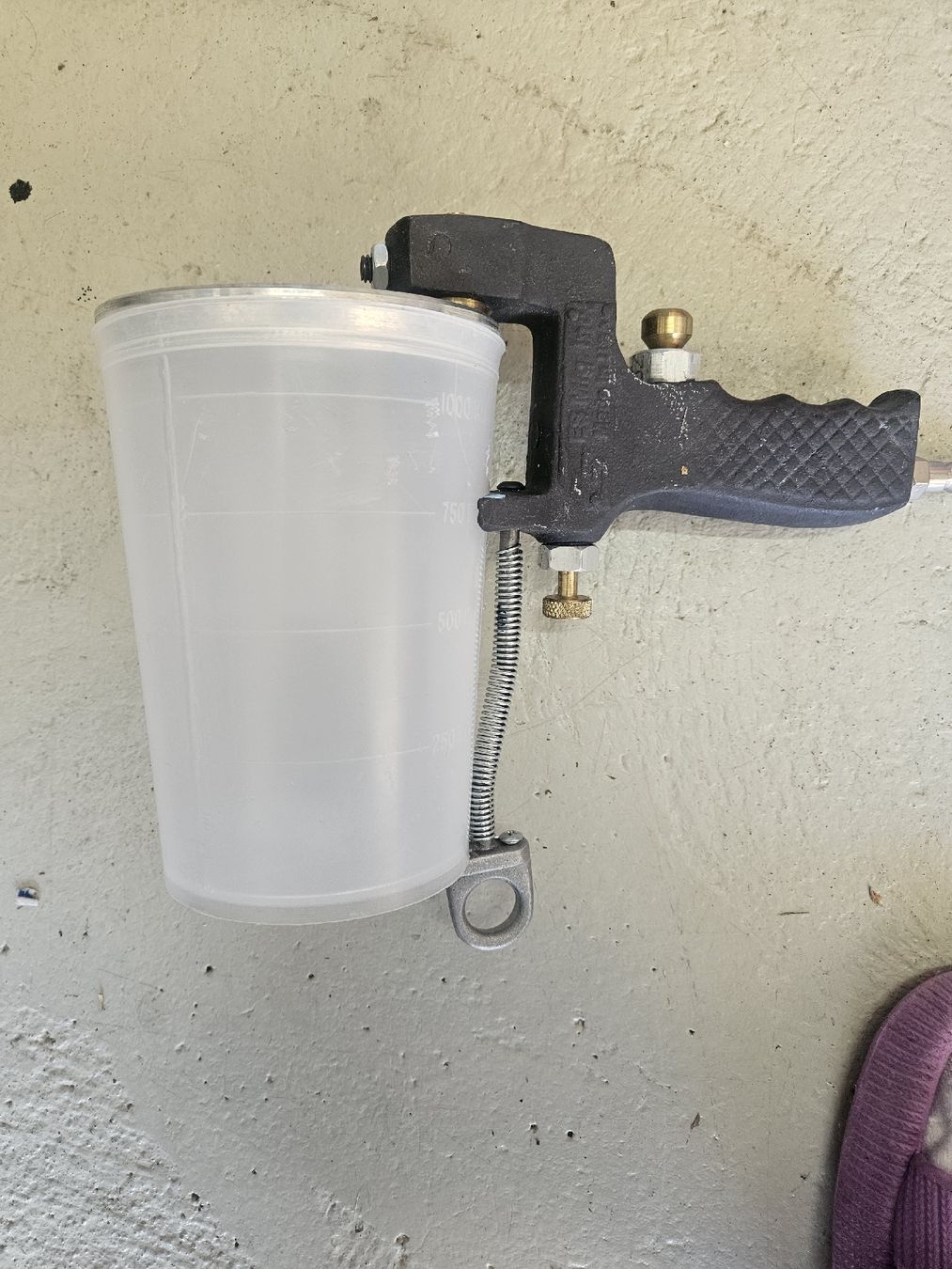 Tutti gli attrezzi: Pistolet de pulvérisation Gel coat – Nuovo (secondo la descrizione) da Miécourt venduto da Clochette23 3