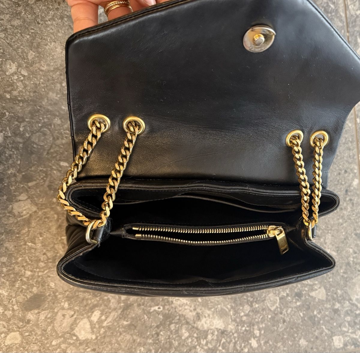Saint Laurent Borse: YSL Umhängetasche Lulou – Usato da Bülach venduto da aah_hp6g 1