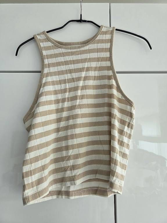 Tops: Sommer Crop Top Riverisland – Gebraucht aus Rüfenacht BE von Biancaro 3