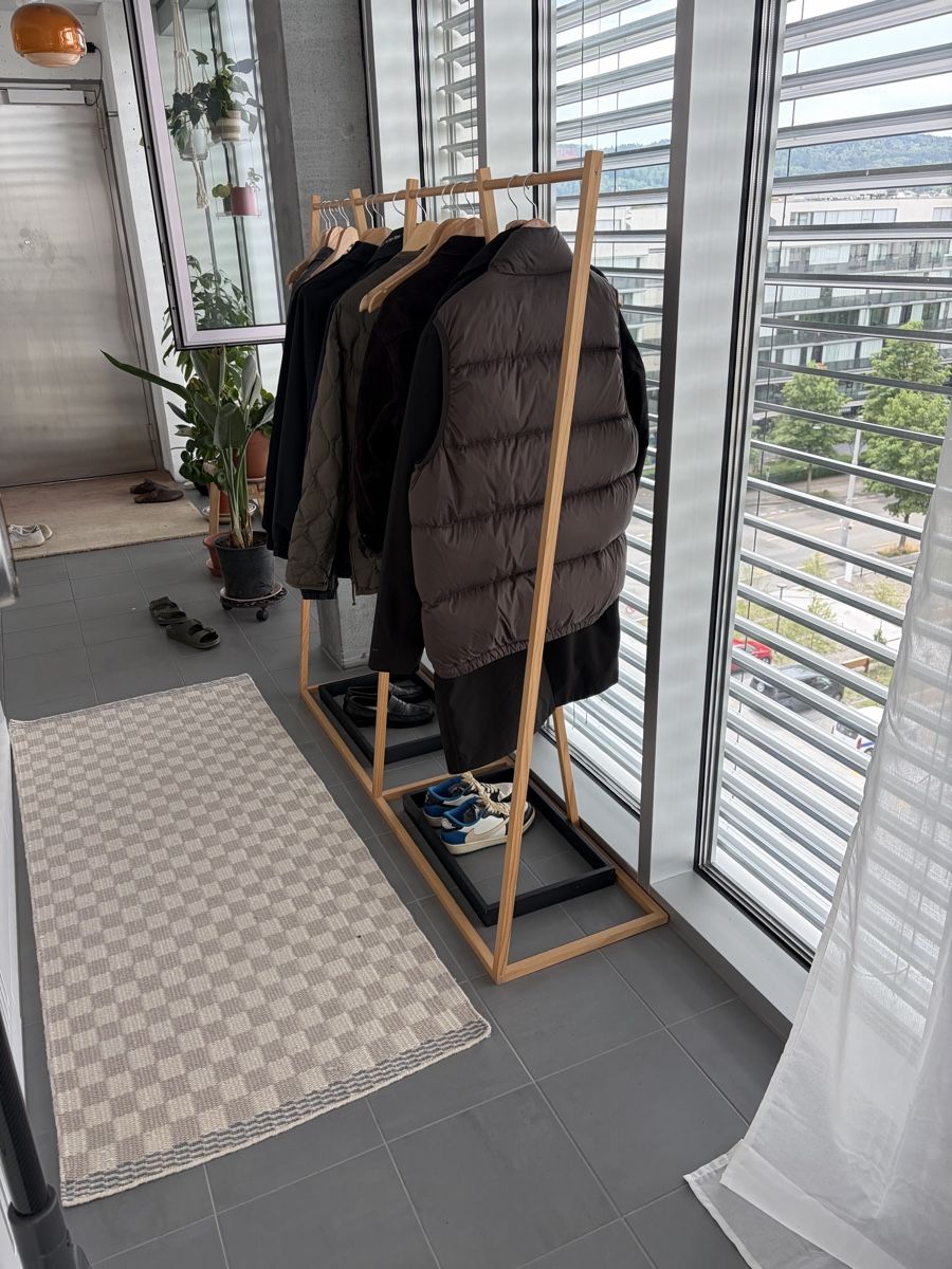 Guardaroba: Garderobe Holz – Usato da Zürich venduto da Sul0ng 1
