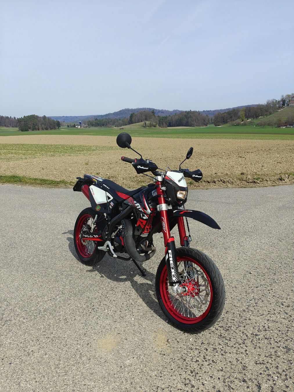 Rieju Strada: Rieju MRT 50 E4 – Nuovo (secondo la descrizione) da Guntalingen venduto da vet_7fw6 5