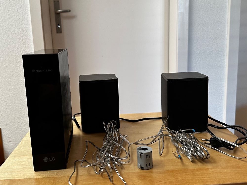 LG Wireless Rear Speakers Kit Kaufen auf Ricardo