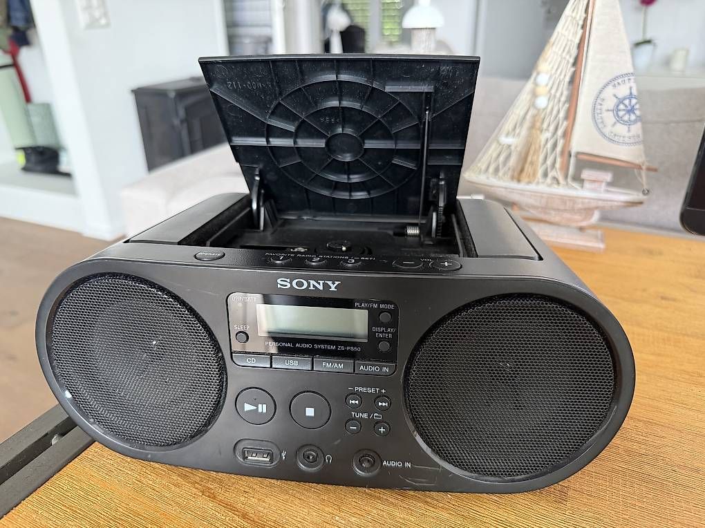 Radios: Sony Radio mit CD und USB – D'occasion à St. Gallen par Raf145 1