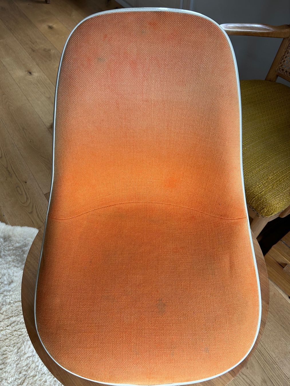 Eames Sedie: Eames Fiberglas Schale mit Hopsack – Difettoso da Zürich venduto da Lp_bn 6