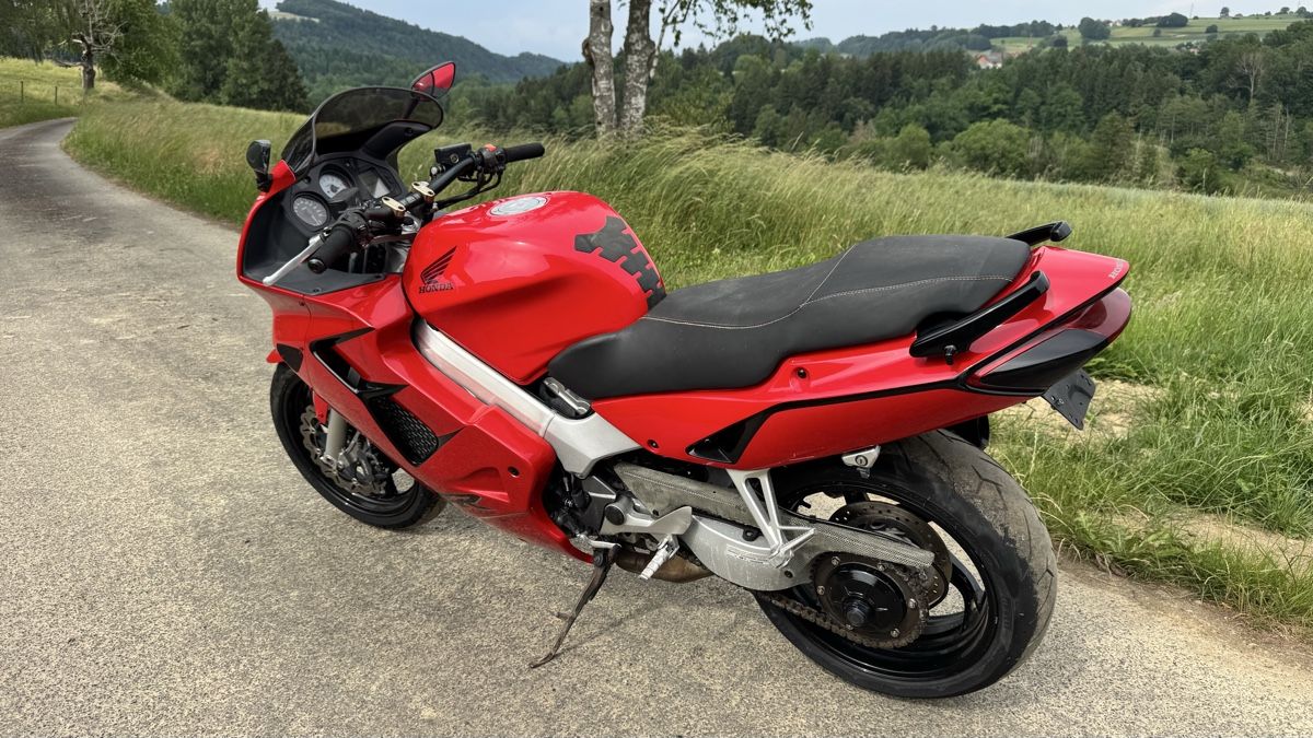 Honda Strasse: Honda VFR 800 Fi – Gebraucht aus Cheyres von JBLcharly 7