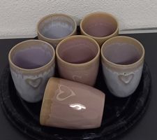 SET AN 6 *KERAMIK - BECHERN* ZT. HERZ/DM 11/DM 8CM/NEU/2.W.