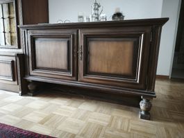 Sideboard aus Holz dunkelbraun mit zwei Türen gebraucht