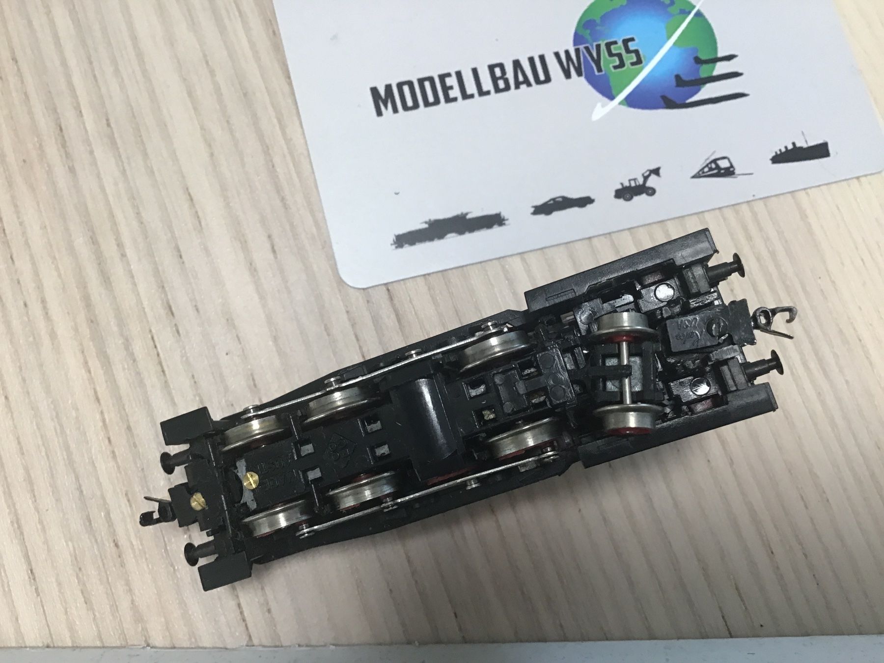 Roco Modelleisenbahnen: ROCO SPUR N E-Lok rot – Gebraucht aus Männedorf von Spezial-Modelle 2